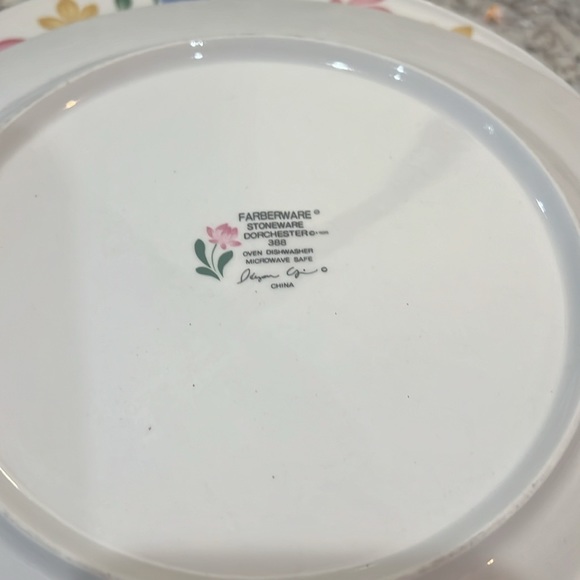 Farberware Stoneware Dorchester Plates - Picture 3 of 6